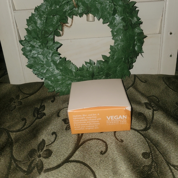 Beauty For Real Hydra-Set Translucent Finishing + Brightening Powder *Brand New* - Picture 2 of 2